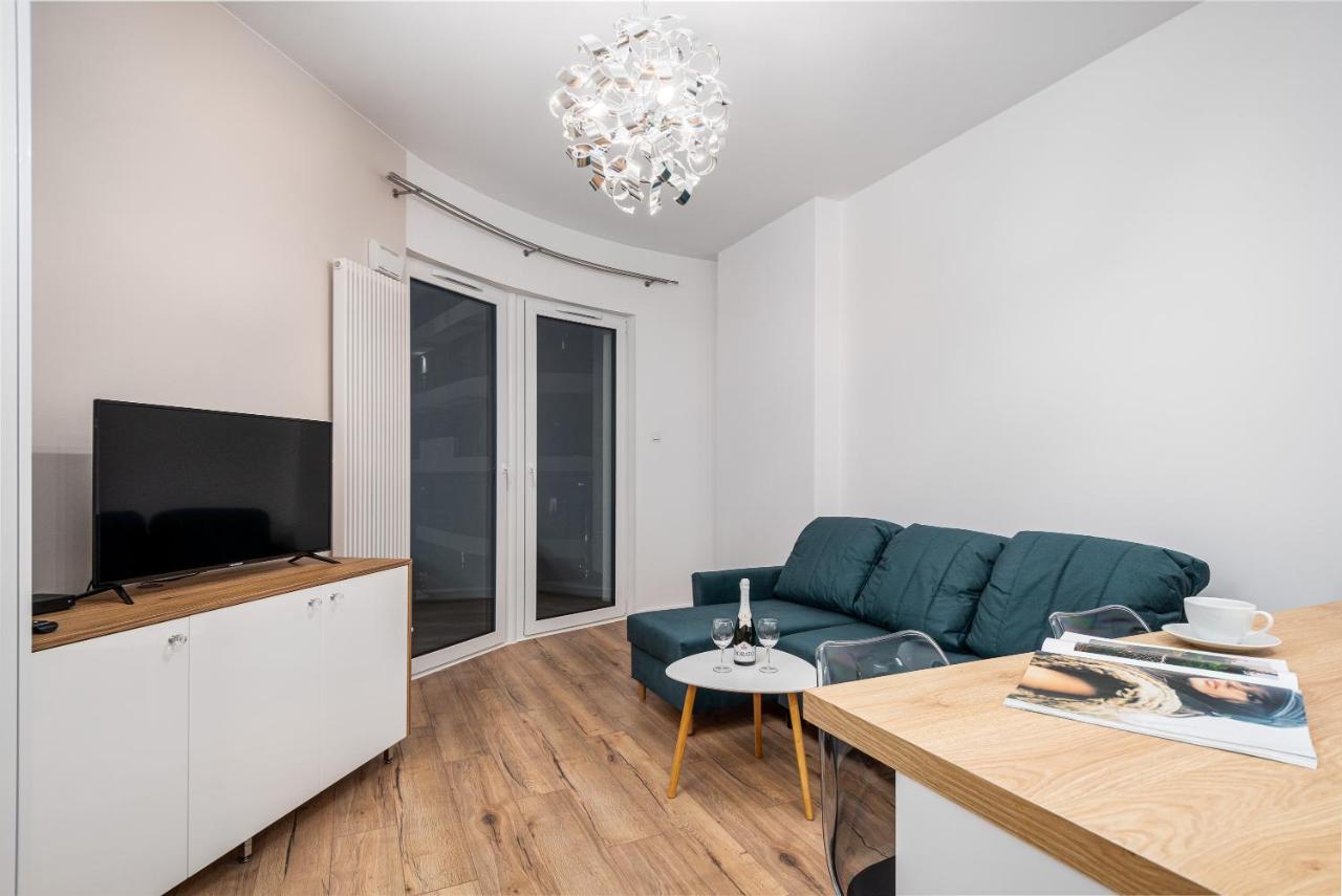 Welcome Apartments Kasprzaka Варшава Экстерьер фото